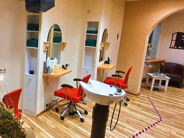 Bild 0: Friseursalon Bellissima